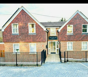 Dover Castle Suites 20 sleeps